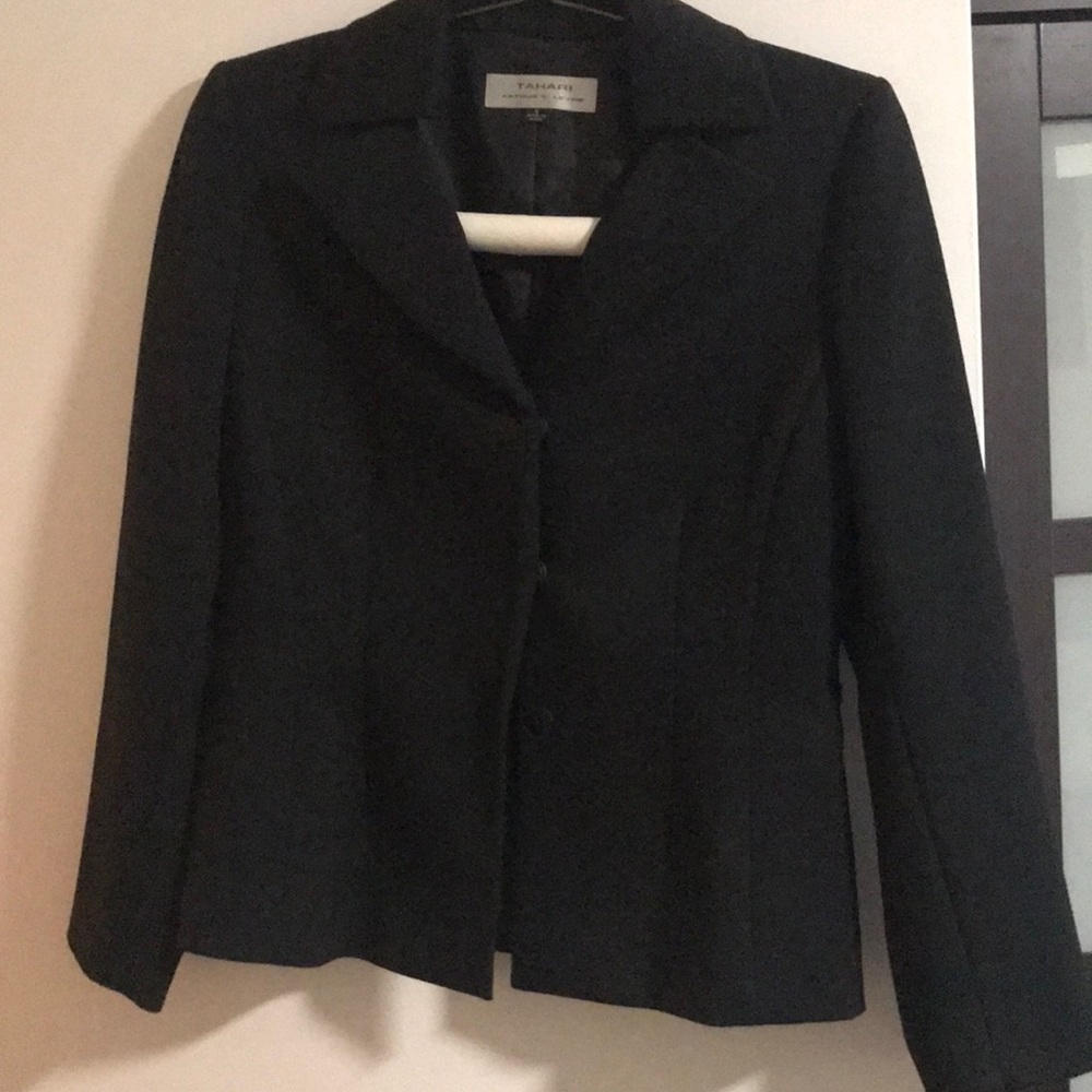 Tahari by Arthur Levine Blazer